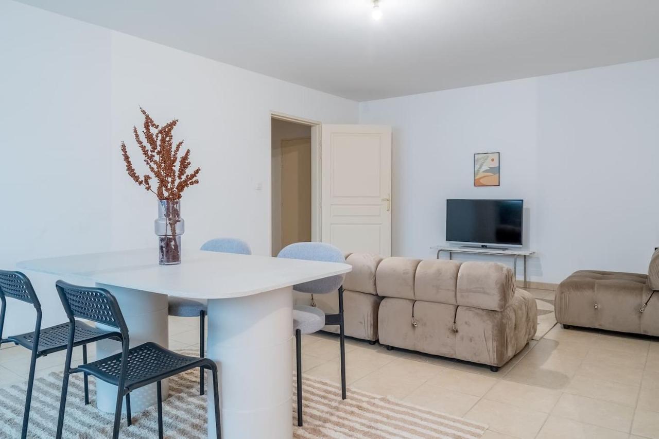 T2 Panier Avec Loggia Apartment Marseille Ngoại thất bức ảnh